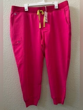 FIGS Women’s Size 3XL Petite Zamora Jogger Scrub Pants •Hot Pink
